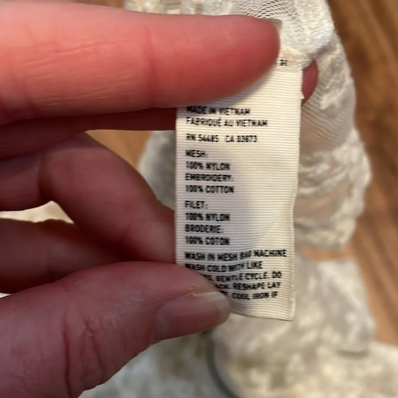 American Eagle women’s shirt XL sheer lace cap daisy peplum cream ivory AEO top - Picture 5 of 8